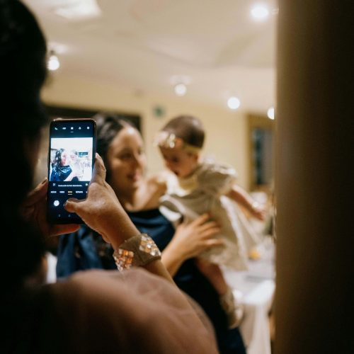 Making a picture of a person with a child